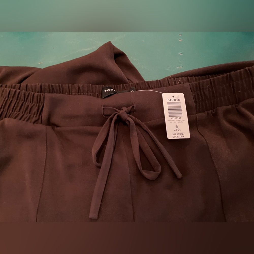 NWT Torrid Brown Twill Drawstring Pants with tapered legs 3X